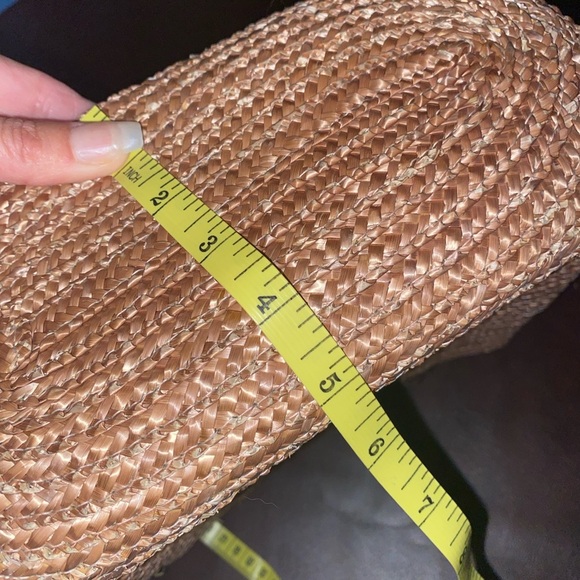 Woven shoulder bag - Picture 7 of 10